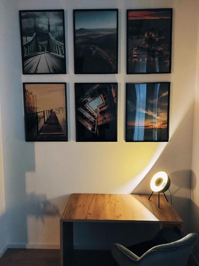 Square 16 Apartman - Absolutely Central Location With Self Check In ソンバトヘイ エクステリア 写真