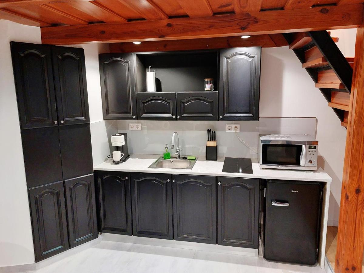 Square 16 Apartman - Absolutely Central Location With Self Check In ソンバトヘイ エクステリア 写真